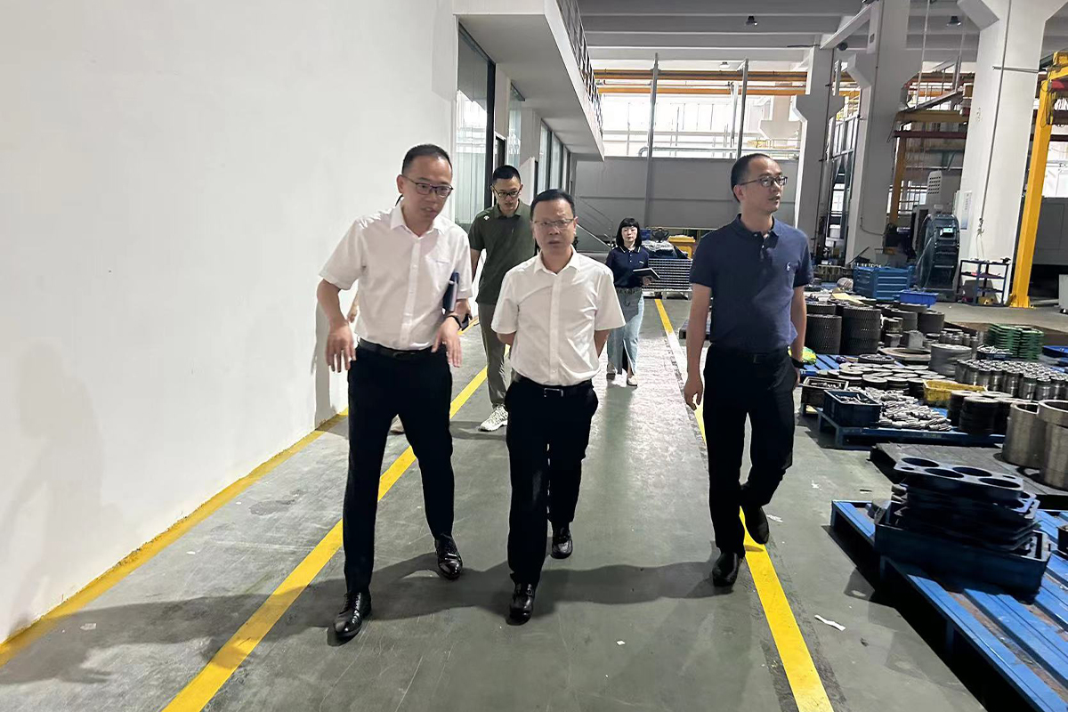 ???2023年8月4日平陽縣金縣長一行領導，蒞臨浙江恒齒傳動股份有限公司進行視察指導。